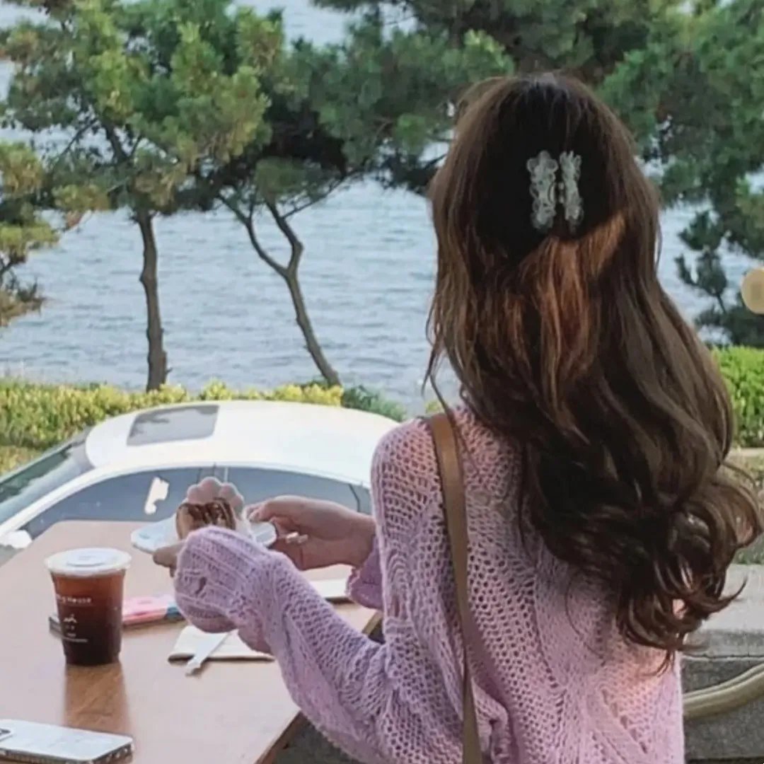 隔墙花